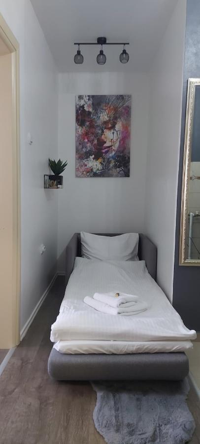 Apartman Pozoriste Penthaus Banja Luka Extérieur photo
